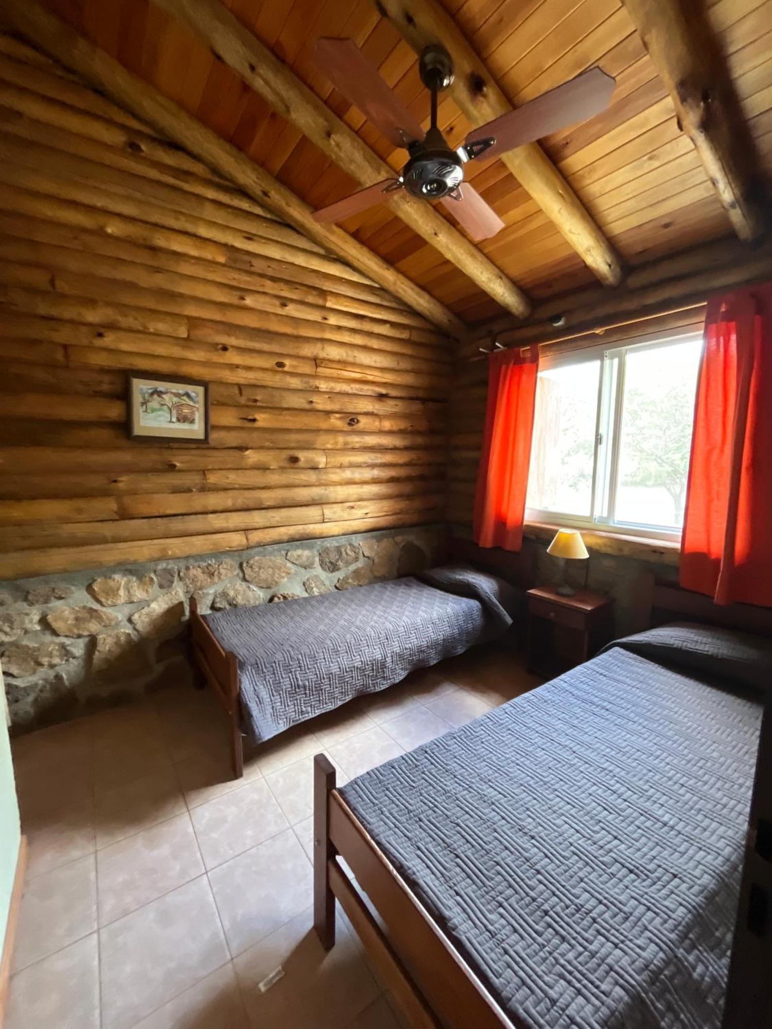 Chalet Al Encuentro Casas De Montana